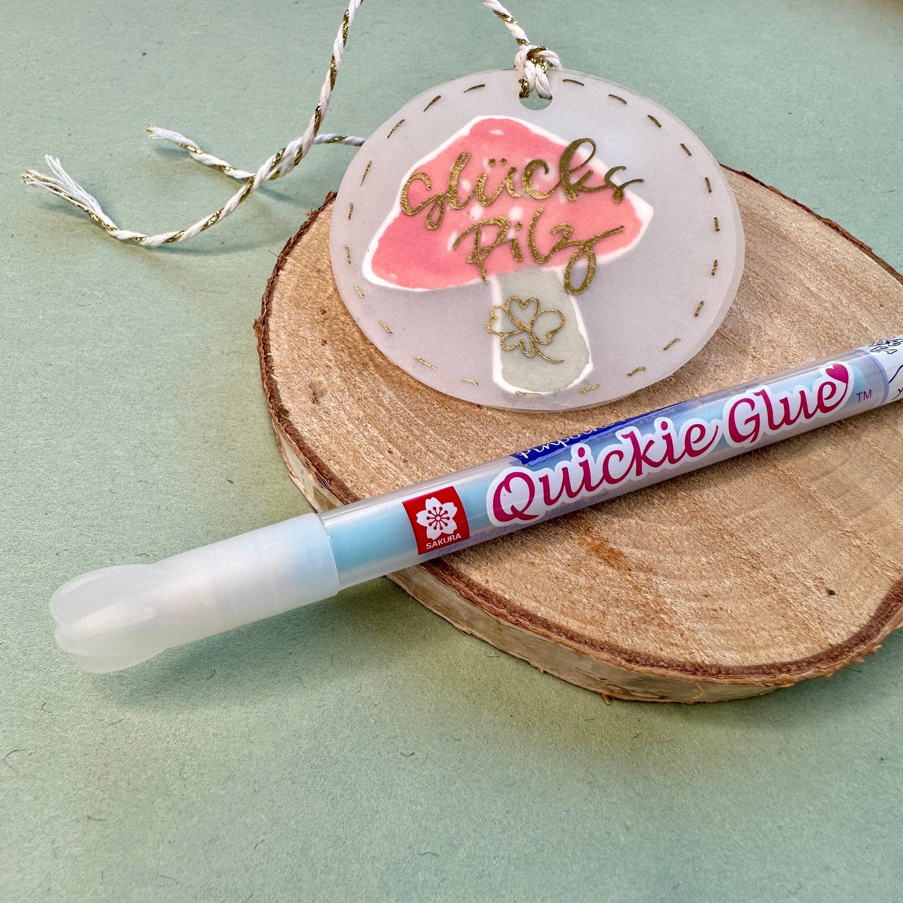 Sakura – Quickie Glue Pen colla a penna – Novara Belle Arti Sakura – Quickie Glue Pen colla a penna – Novara Belle Arti